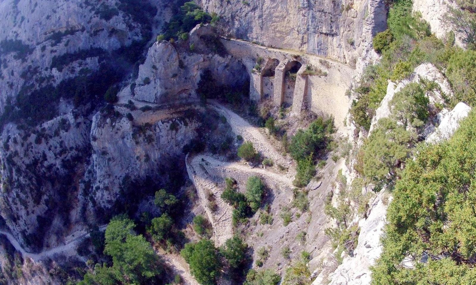 La Maison De La Traverse Saint-Guilhem-le-Desert Eksteriør billede